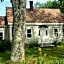 Hawks House Inn
