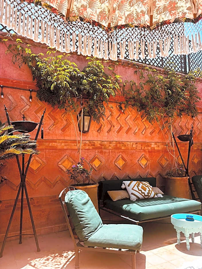Riad Dar Al Assad