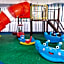 Berry Glee Thematic Hotel