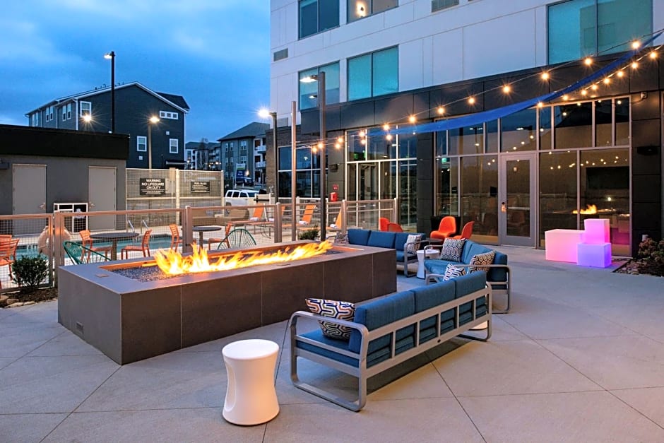 Aloft Charlotte Airport