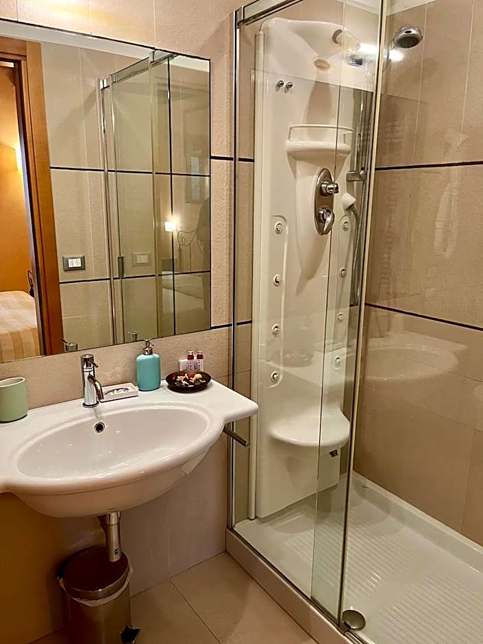 San Cassiano Jacuzzi – Venice, GA