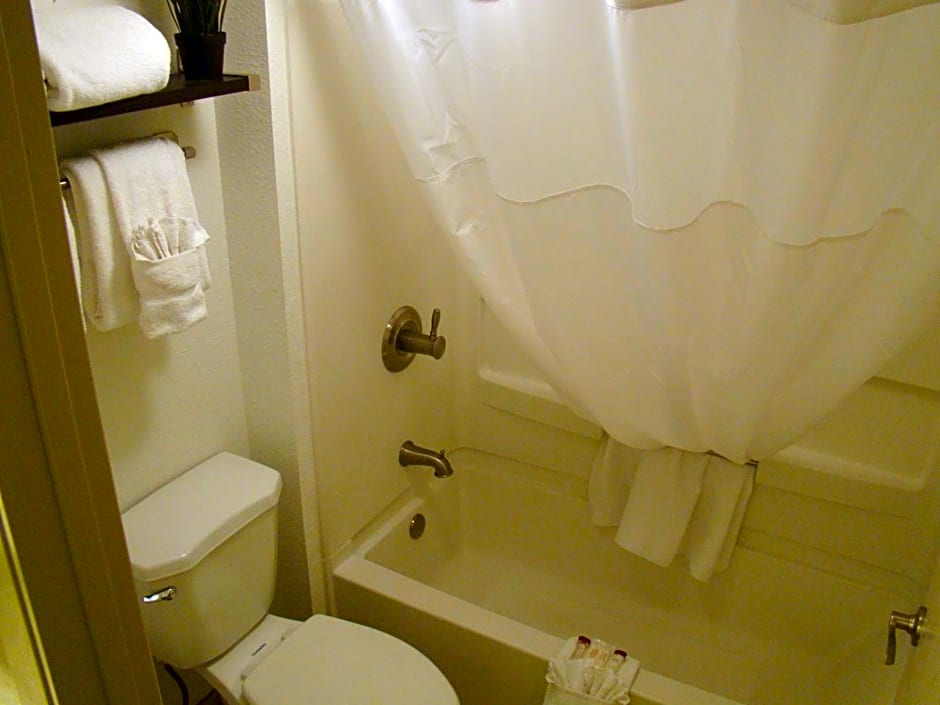 Infinity Inn & Suites