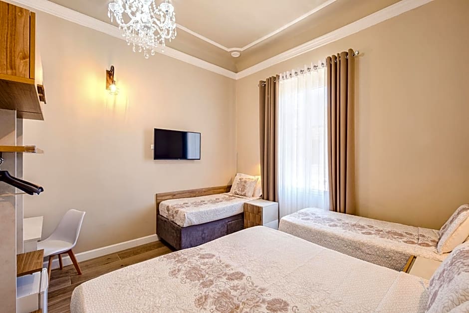 Hotel Bijou
