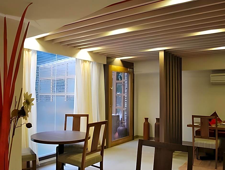 Hotel Dhans – Chennai, IL