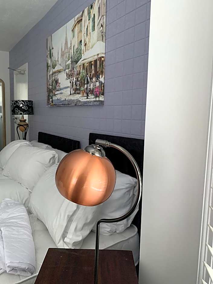 Relax Inn Guest House