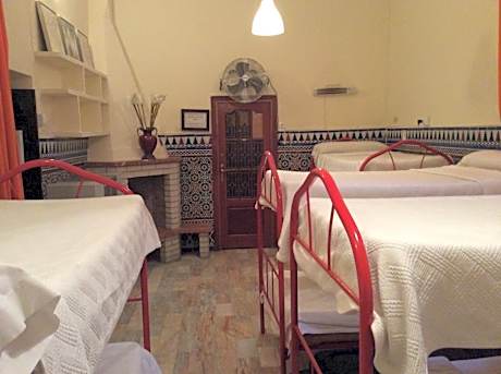 Bed in 10-Bed Mixed Dormitory Room