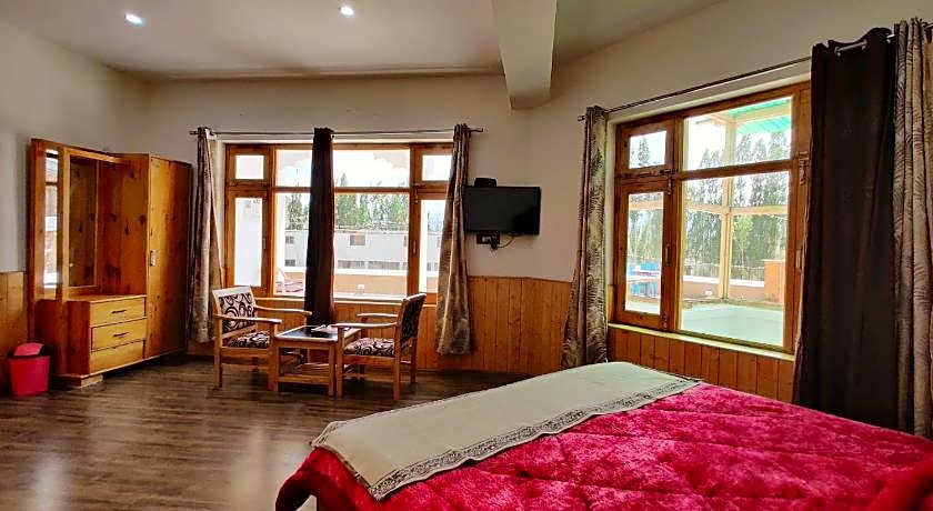 Glacier View Guest House
