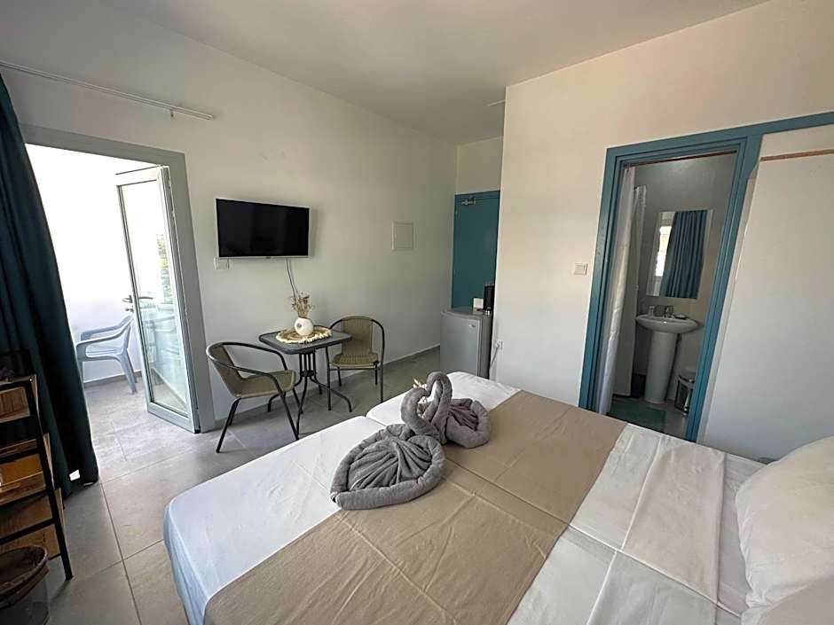 Sun Plaza Suites - Adults Only