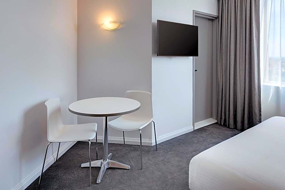 Mercure Sydney Bankstown