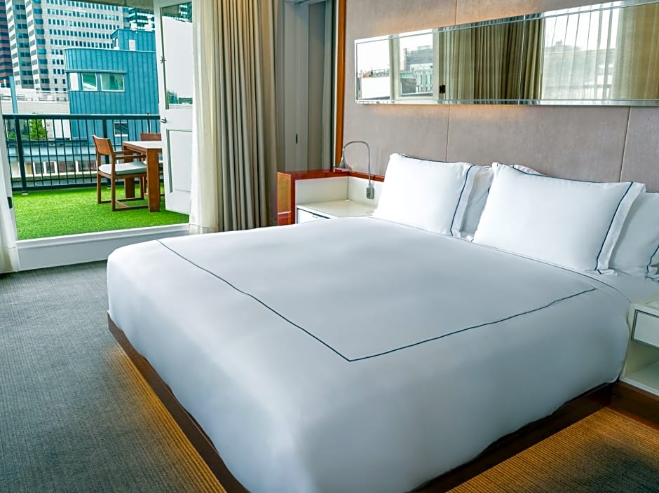 33 Hotel, New York City, Seaport
