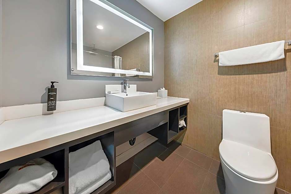 BLVD Hotel and Studios Universal-Hollywood, an Ascend Collection Hotel