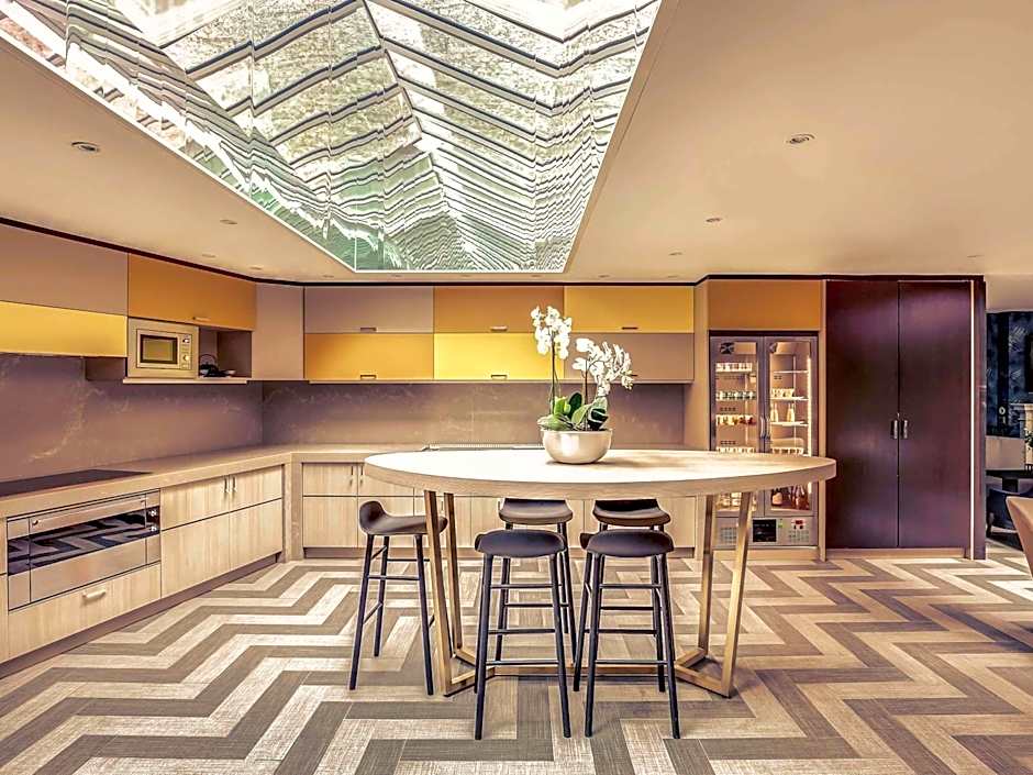 Mercure Paris Arc De Triomphe Etoile