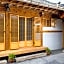 Gaeunchae Hanok Guesthouse Jeonju