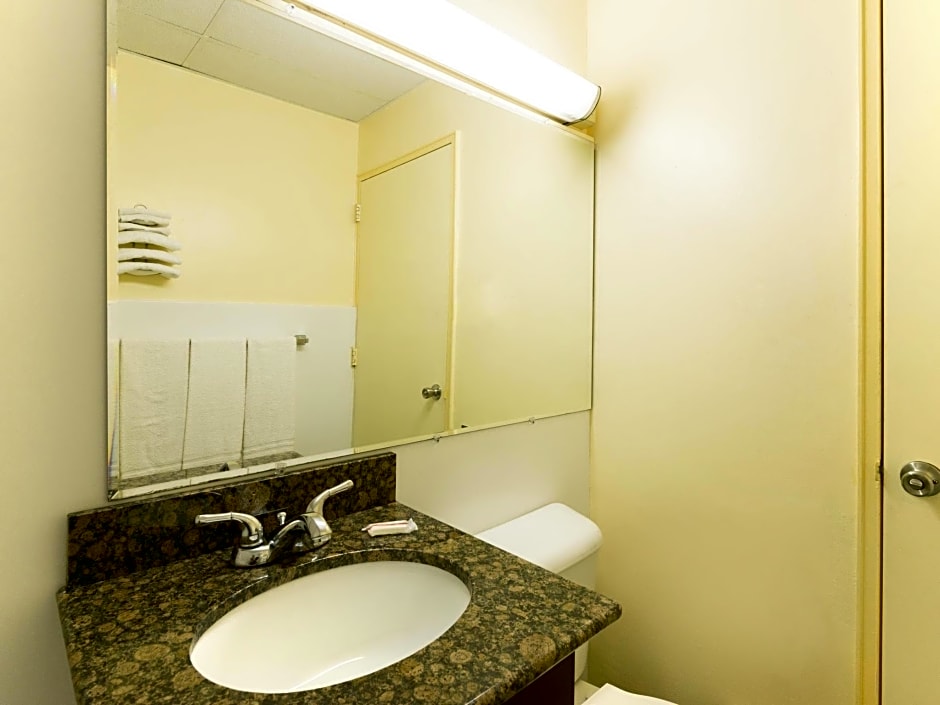 Days Inn by Wyndham Philadelphia - Roosevelt Boulevard