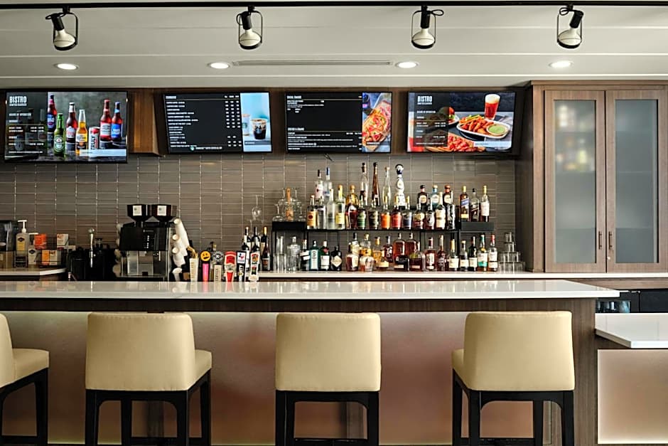 Courtyard by Marriott Dallas DFW Airport North/Grapevine