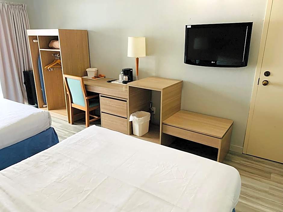 Econo Lodge Quebec Airport