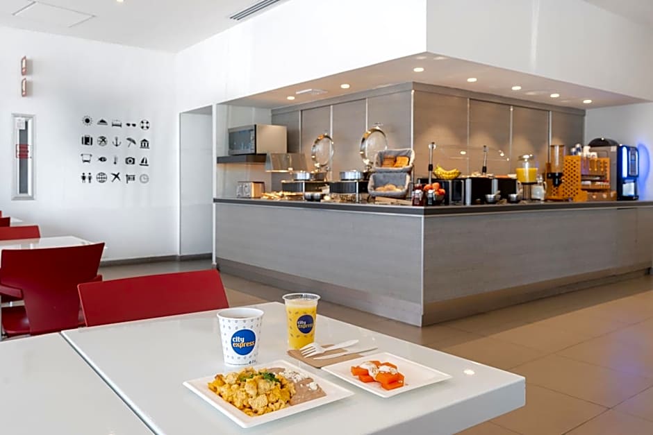 City Express Junior by Marriott Aguascalientes Centro