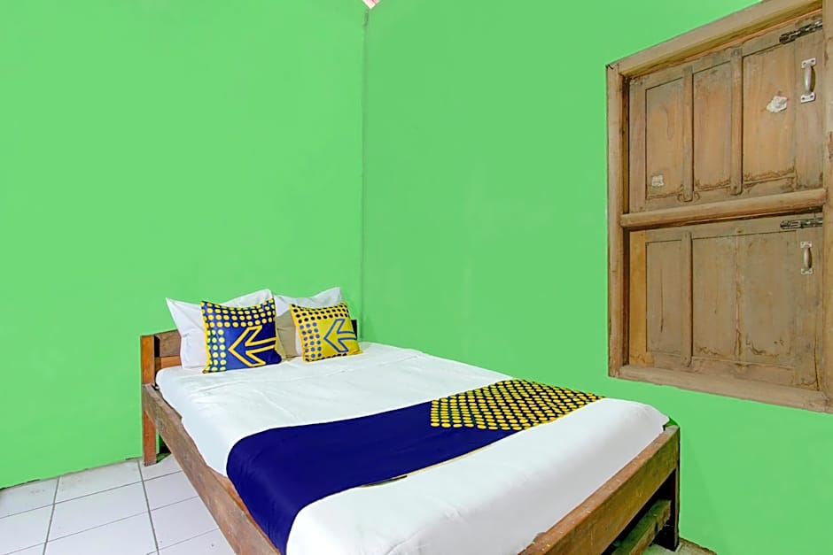 SPOT ON 93324 Hadi Homestay Syariah