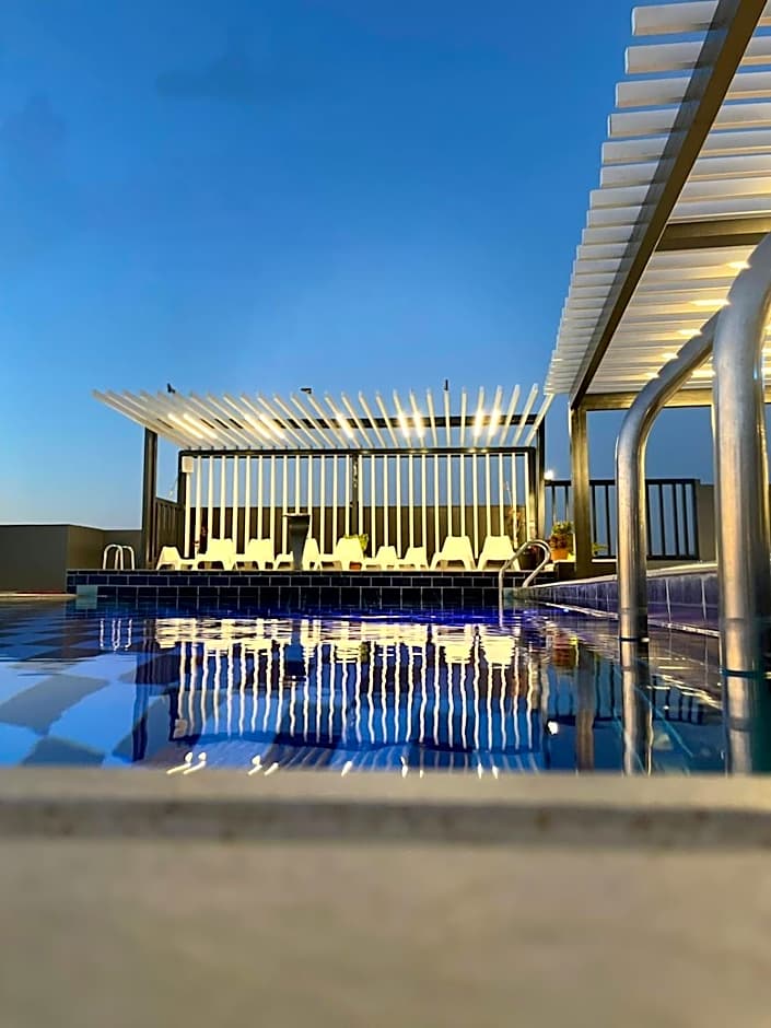 Mass Paradise Hotel