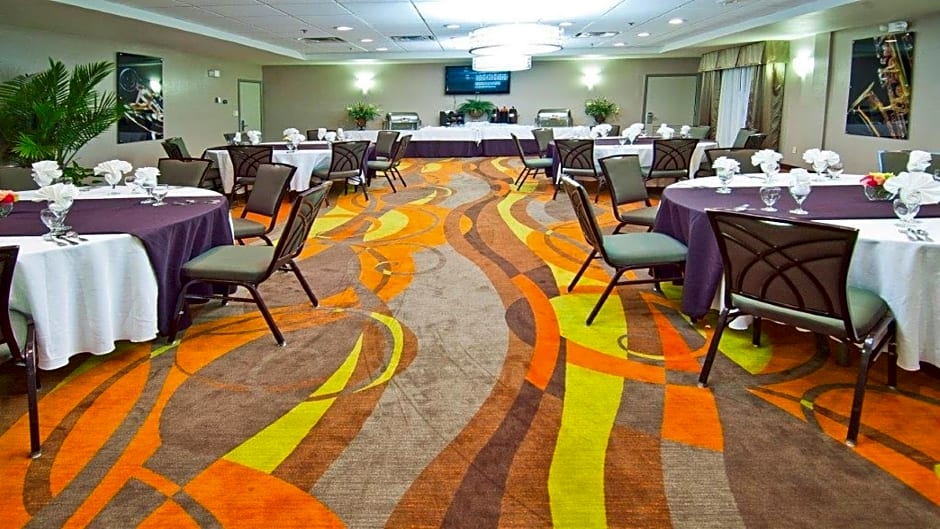 Holiday Inn Hotel & Suites Slidell, an IHG Hotel