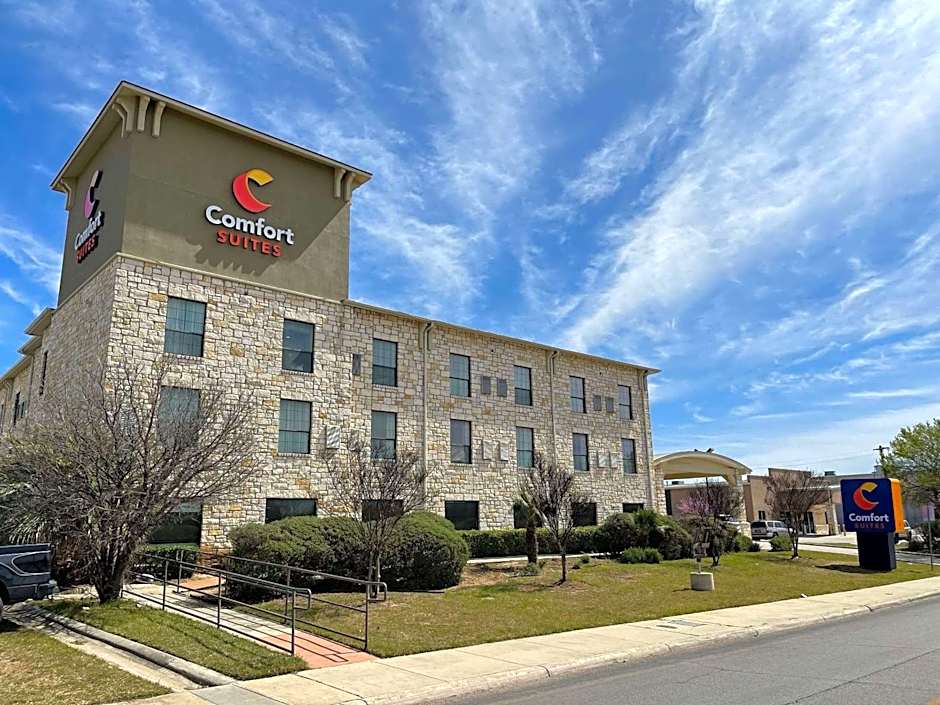 Comfort Suites Near Seaworld