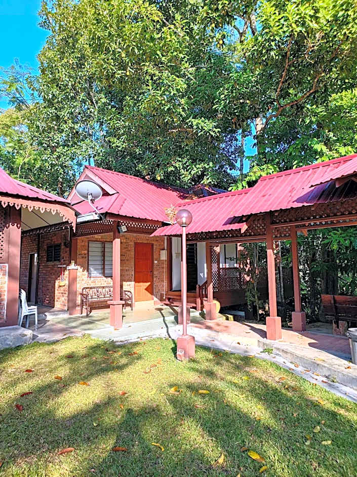 D'Impiana Riverview Chalet # Lenggong