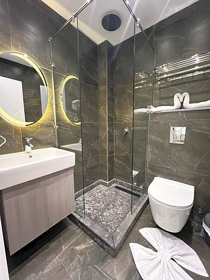 Onyx Pyramids Boutique Hotel