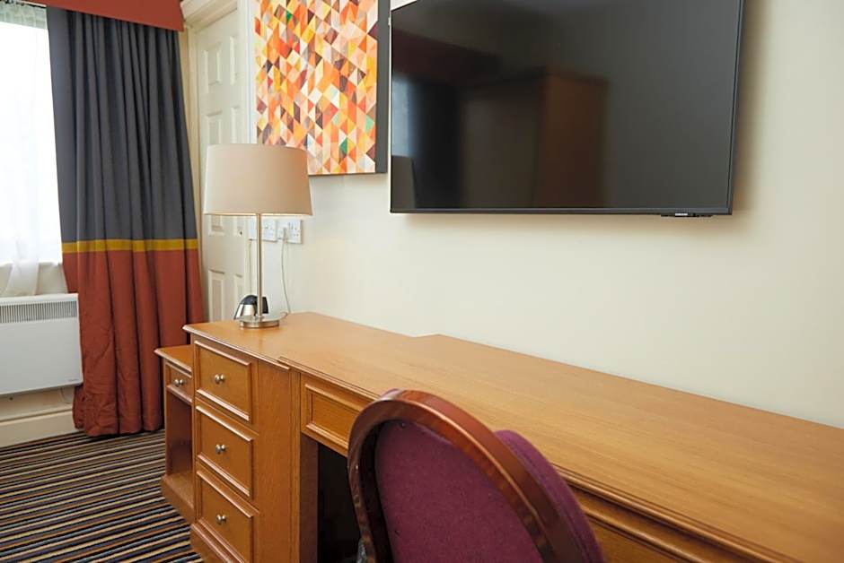 The Broughton Hotel by Greene King Inns