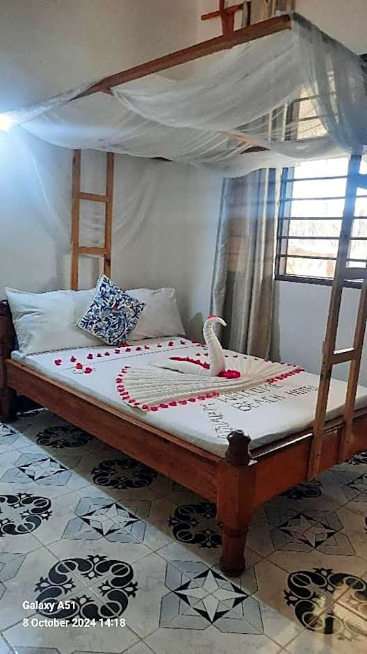 Aquarium Beach House