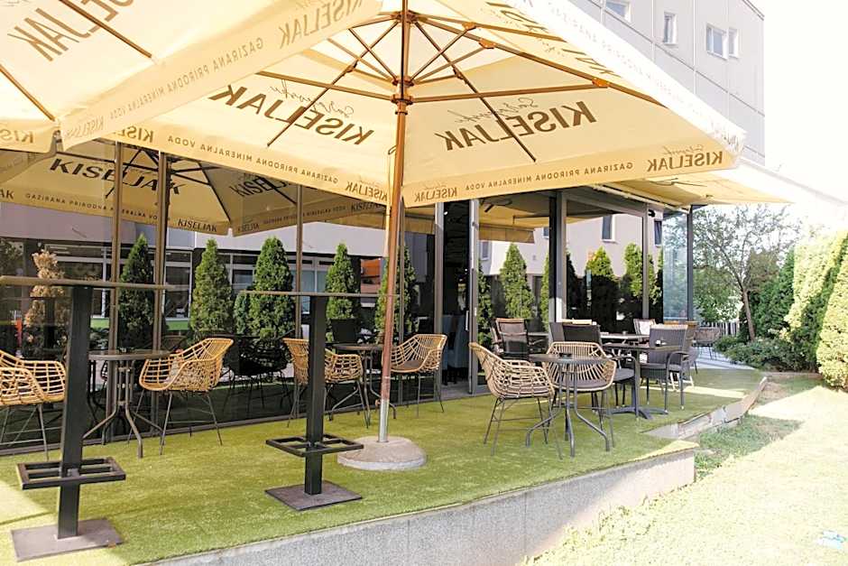 Hotel Koncept Residence