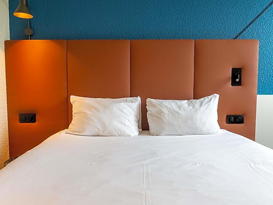 ibis Lyon Est Bron