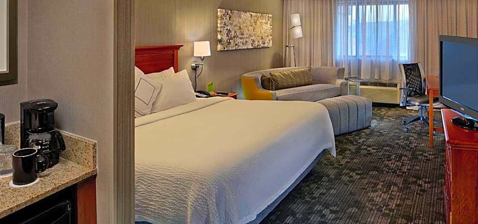 Courtyard by Marriott Hartford Cromwell