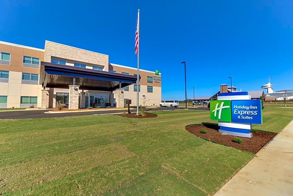 Holiday Inn Express & Suites - Union City