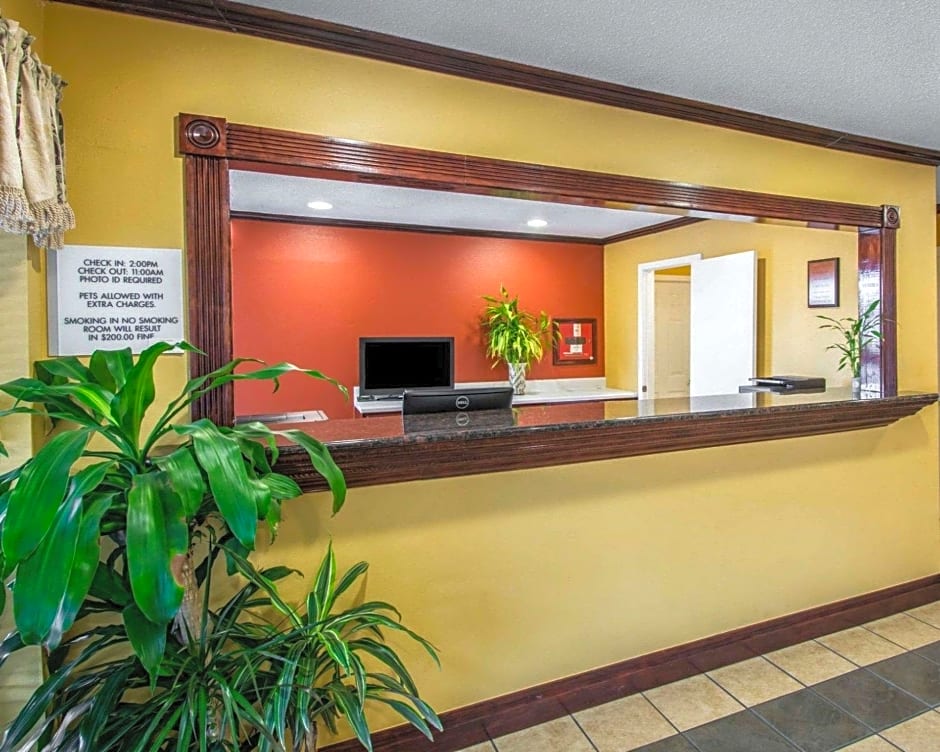 Econo Lodge Defuniak Springs I-10