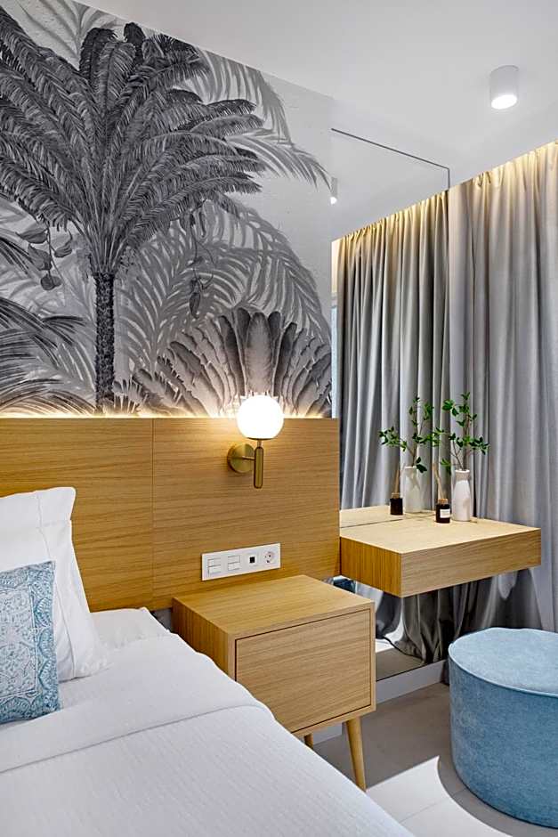 TMS Andorra Luxury ApartHotel, Las Americas, Pool&Beach