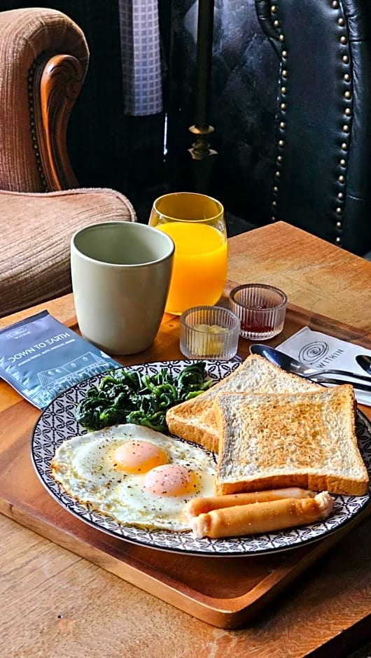 Within Korat Sawairiang