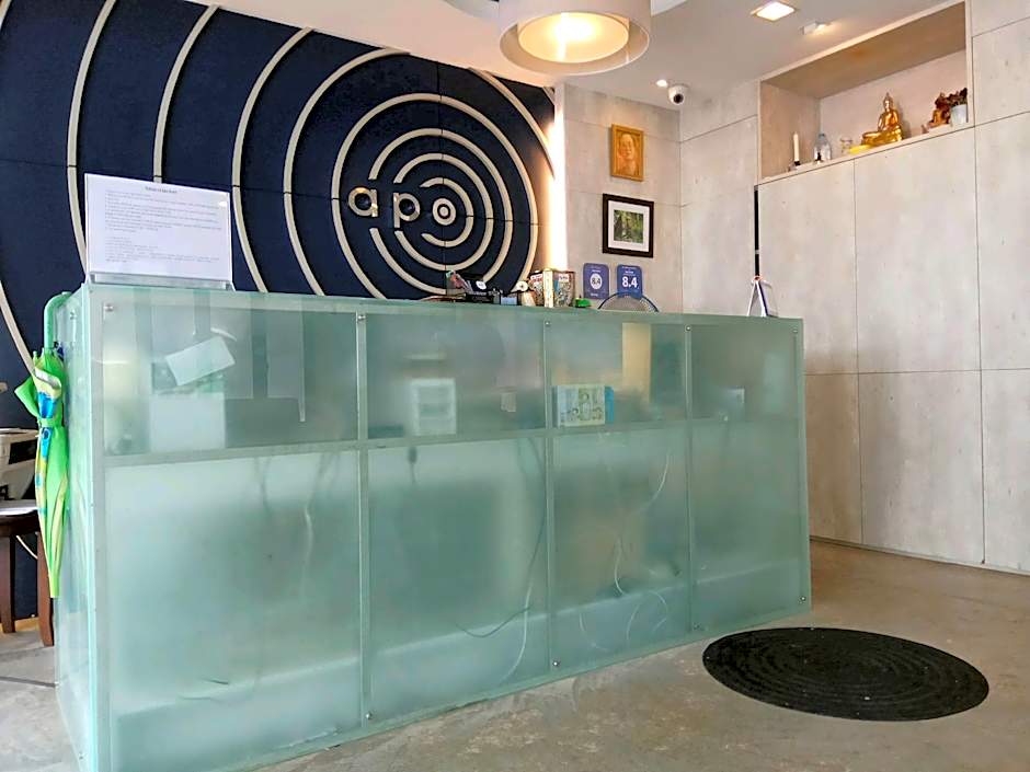 Apo Hotel