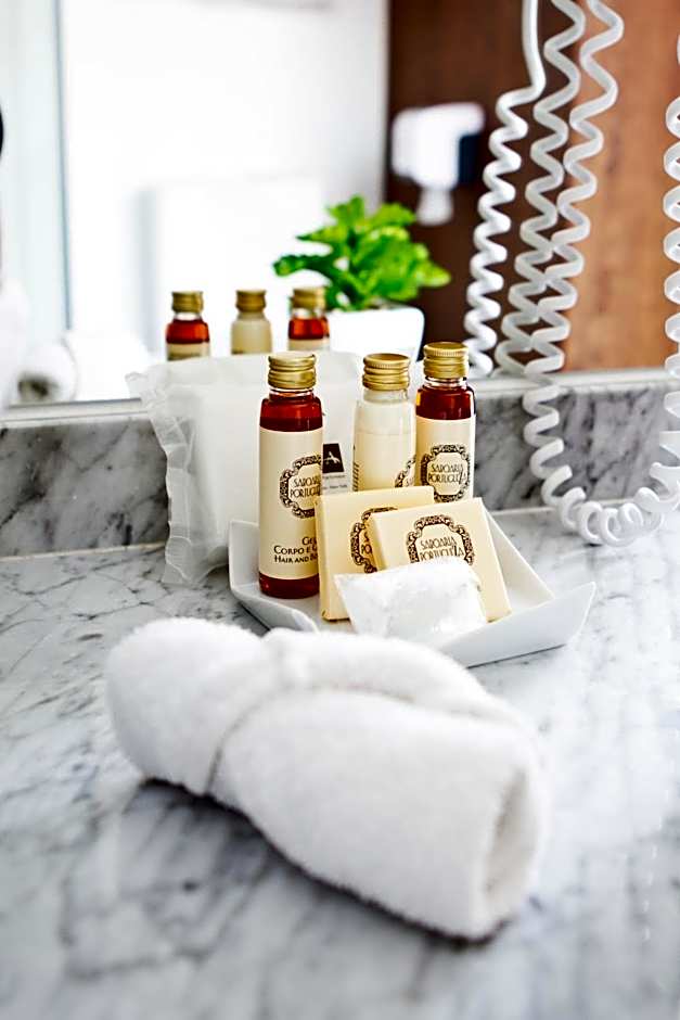 Oca Ribeira do Porto Hotel