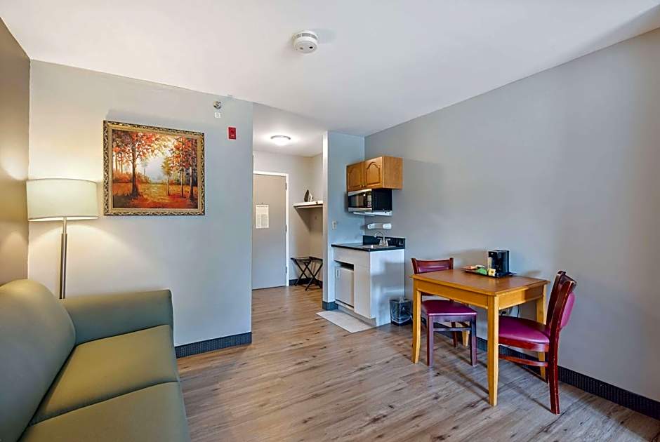 Ramada by Wyndham Saco/Old Orchard Beach Area