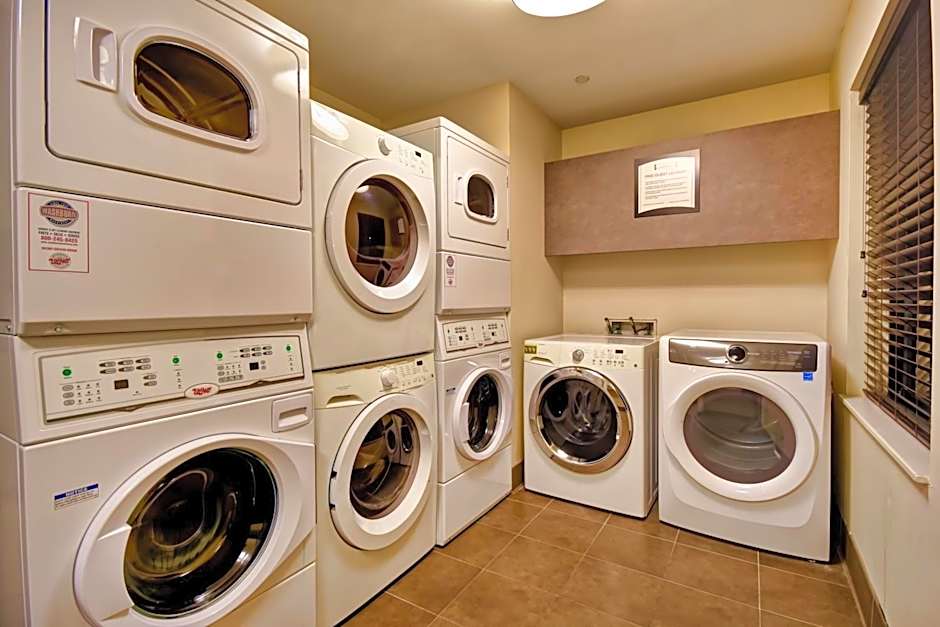 Staybridge Suites Middleton/Madison-West By IHG