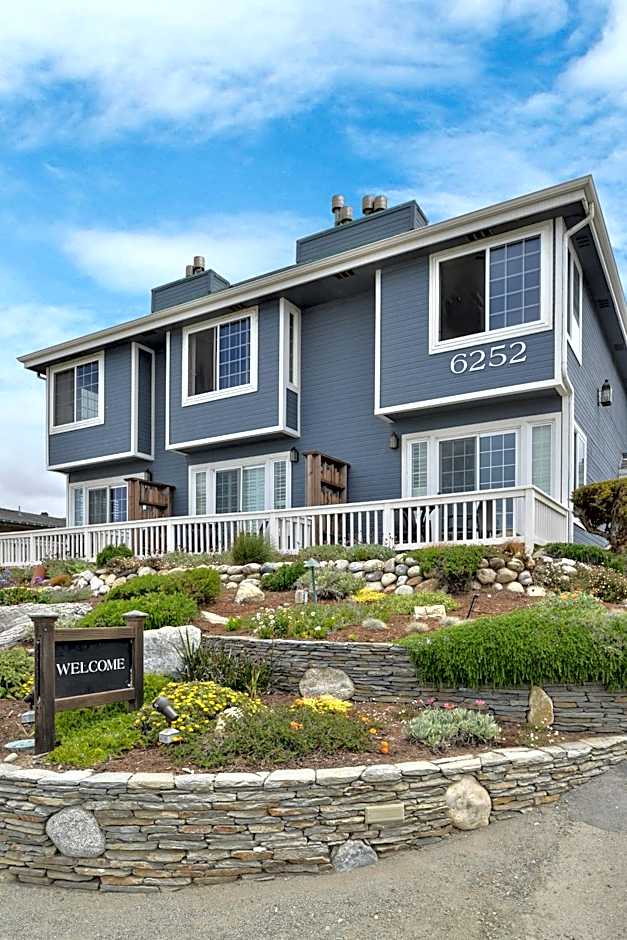 Sand Pebbles Inn