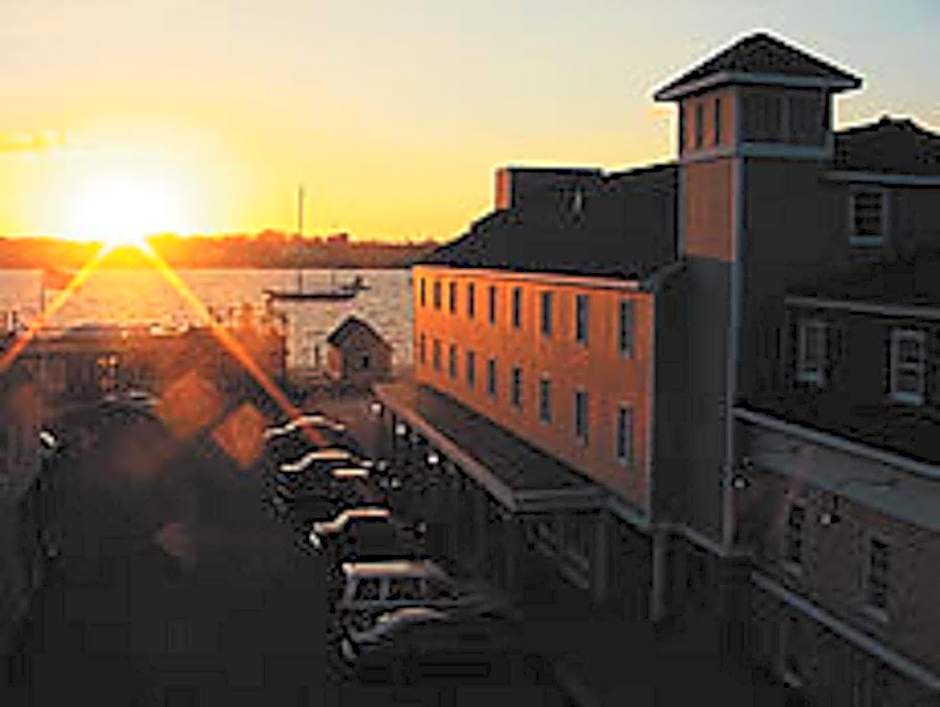 Bristol Harbor Inn
