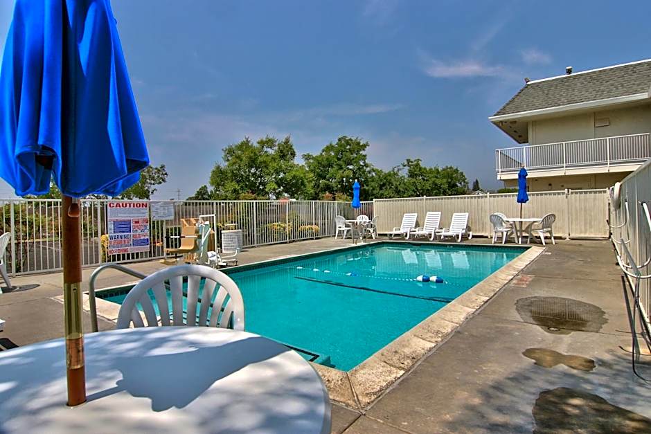 Motel 6-Sacramento, CA - South