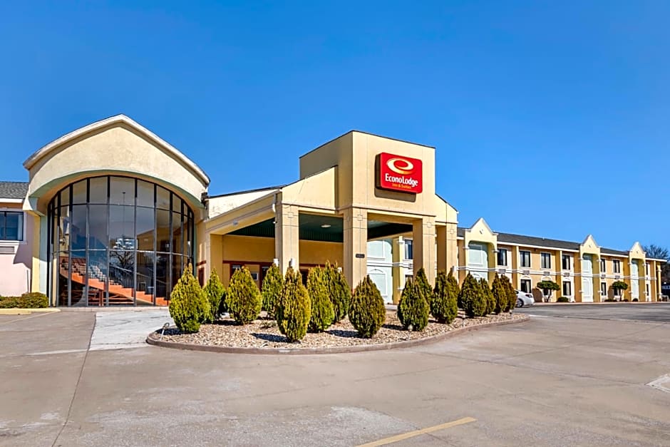 Rose City Inn & Suites