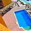 Sunrock Hotel & Suites