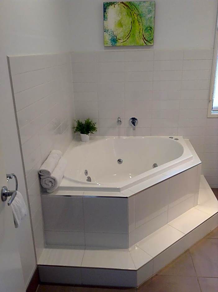 Hilltop Apartments Phillip Island