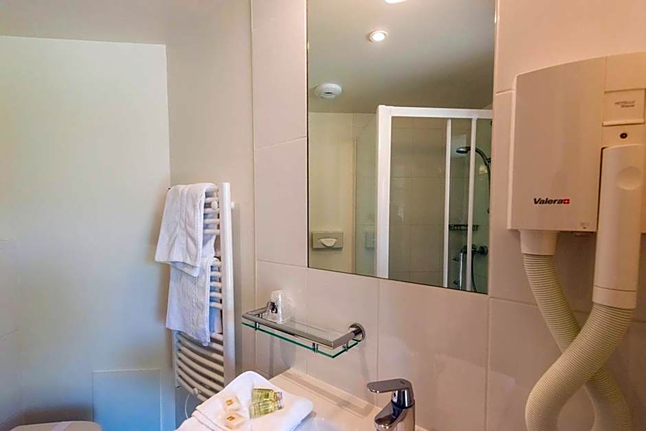 Kyriad Annemasse - Geneve