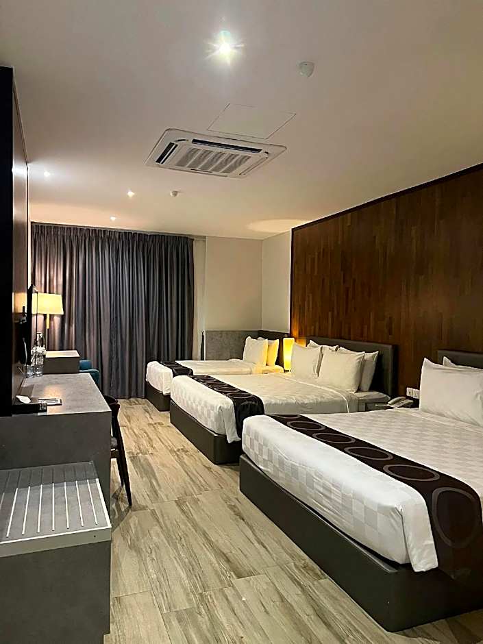 Frame Hotel