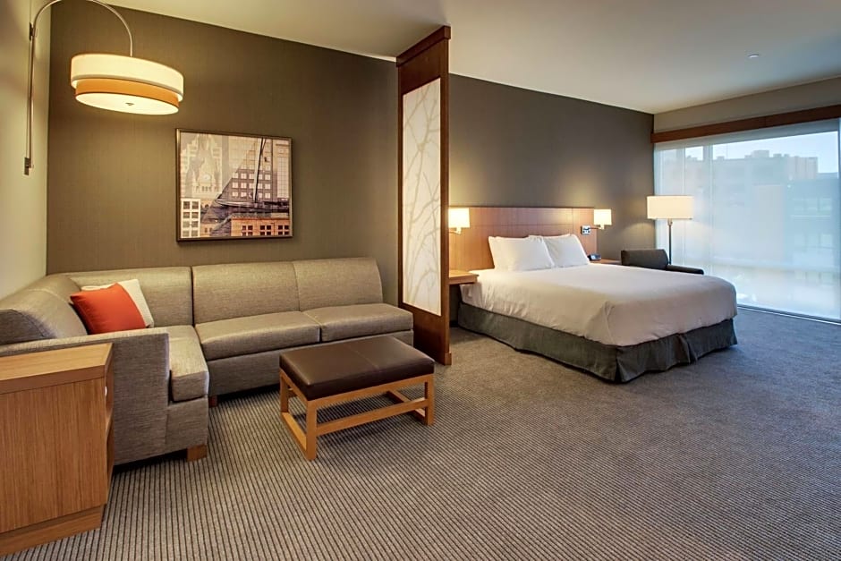 Hyatt Place Milwaukee Downtown