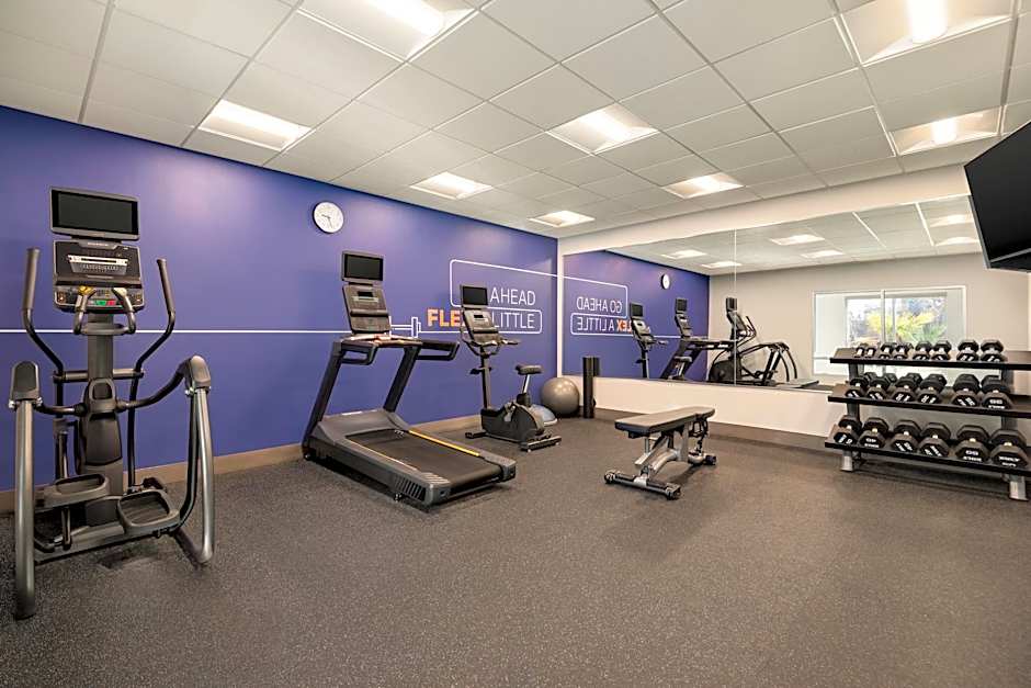 Holiday Inn Express & Suites - Yuba City - Marysville By IHG